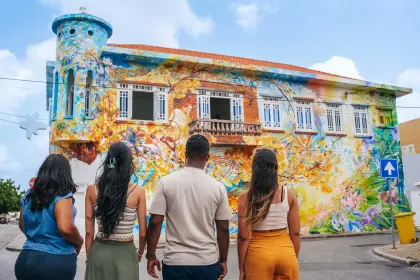 /clients/Irie-Tours/discover-willemstad-irie-tours-3.jpg